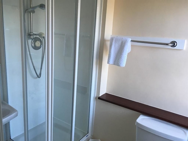 Imagen de la habitación del Hotel Novar Arms. Foto 12