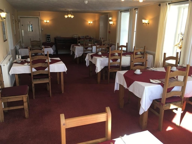 Imagen del bar/restaurante del Hotel Novar Arms. Foto 3