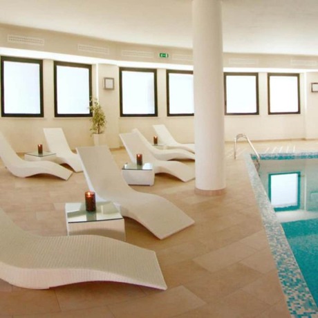 Imagen de la piscina del Hotel Novarello Resort and Spa. Foto 20