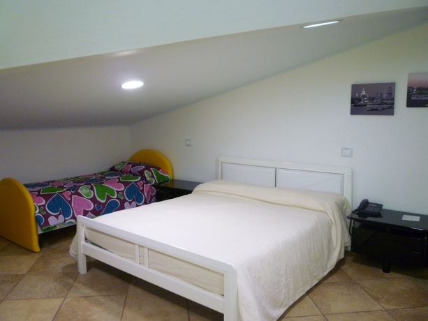 Imagen de la habitación del Hotel Novaresort and Residence. Foto 5