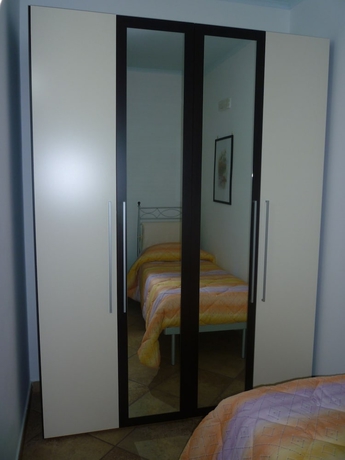 Imagen de la habitación del Hotel Novaresort and Residence. Foto 6