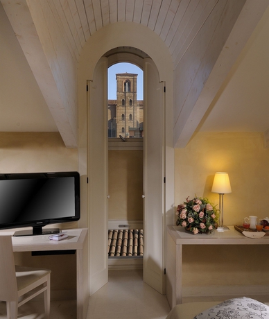 Imagen de la habitación del Hotel Novecento, Bolonia. Foto 5