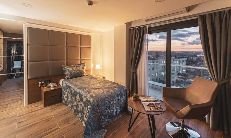 Imagen de la habitación del Hotel Novel Centre Point. Foto 5