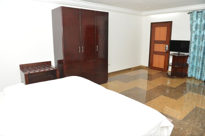 Imagen de la habitación del Hotel Novela Star. Foto 16