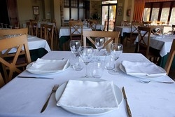 Imagen del bar/restaurante del Hotel Novella. Foto 2