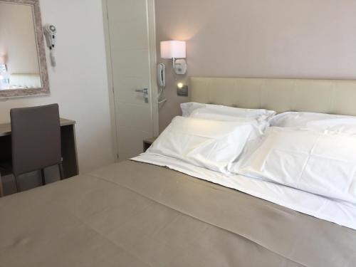Imagen general del Hotel Novella, Misano Adriatico. Foto 1