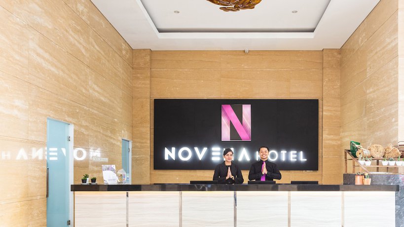 Imagen de los interiores del Hotel Novena. Foto 20