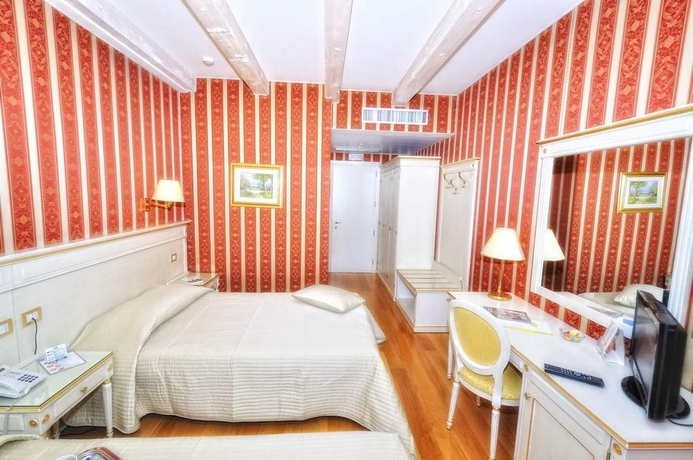 Imagen general del Hotel Noventa. Foto 10