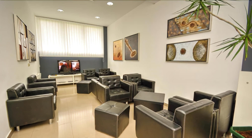 Imagen del bar/restaurante del Hotel Novi, Igalo. Foto 4
