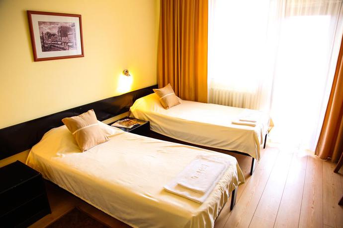 Imagen de la habitación del Hotel Novi Sad. Foto 6