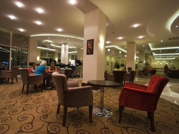 Imagen general del Hotel Novia White Lilyum. Foto 3