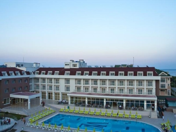Imagen general del Hotel Novia White Lilyum. Foto 5