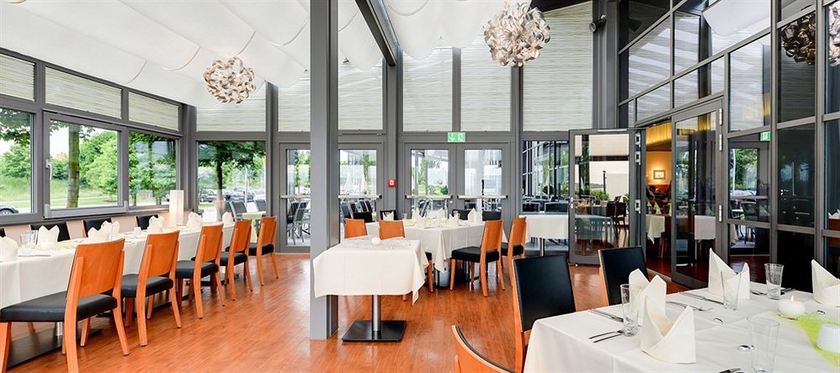 Imagen del bar/restaurante del Hotel Novina Herzogenaurach Herzo Base. Foto 6