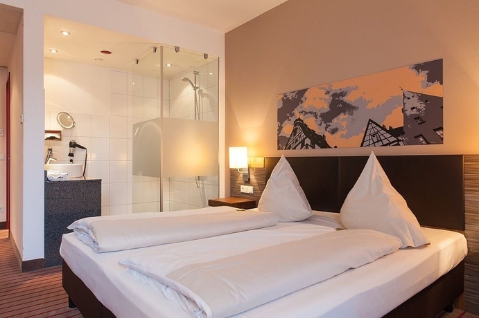 Imagen de los interiores del Hotel Novina Tillypark. Foto 7