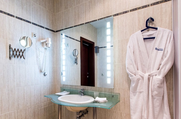 Imagen de la habitación del Hotel Novinka. Foto 5
