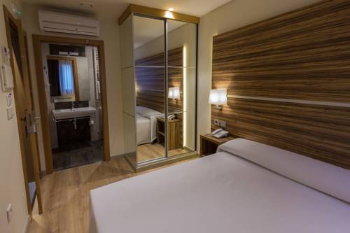 Imagen de la habitación del Hotel Novo C&aacute;ndido. Foto 3