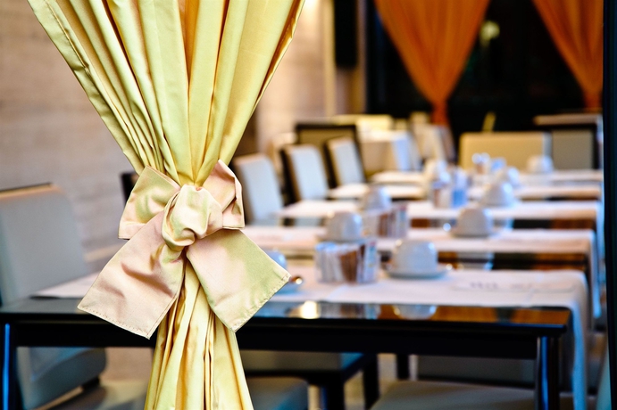 Imagen del bar/restaurante del Hotel Novo Rossi. Foto 4