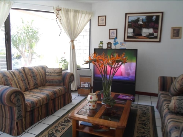 Imagen de los interiores del Hotel Novohostal Bandb. Foto 19