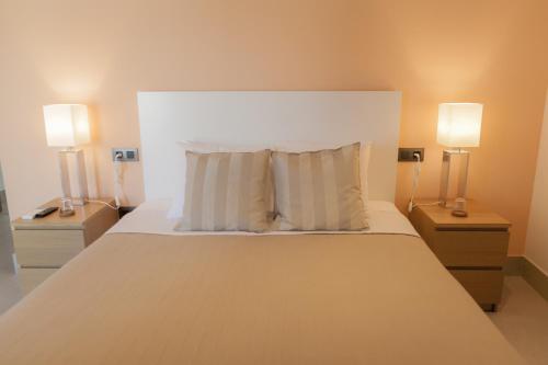 Imagen de la habitación del Hotel Novomar, Chiclana - Sancti Petri. Foto 7