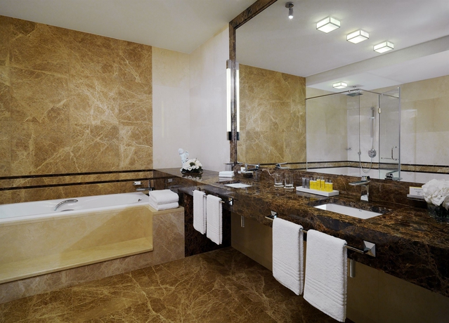Imagen de la habitación del Hotel Novosibirsk Marriott. Foto 7