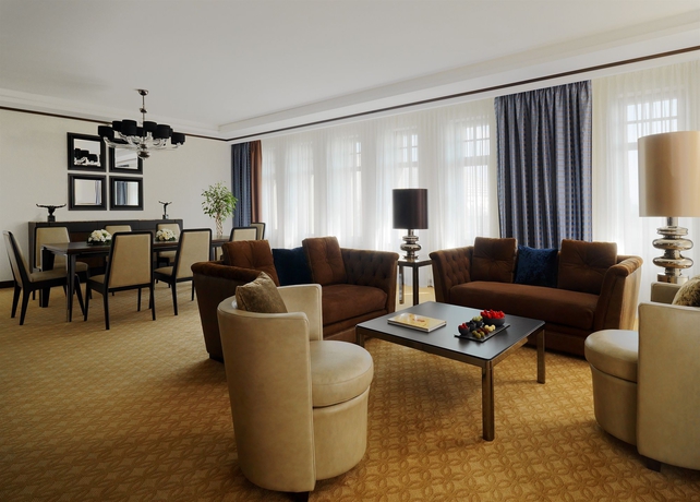 Imagen de los interiores del Hotel Novosibirsk Marriott. Foto 15