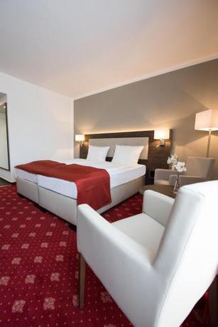 Imagen de la habitación del Hotel Novostar. Foto 6