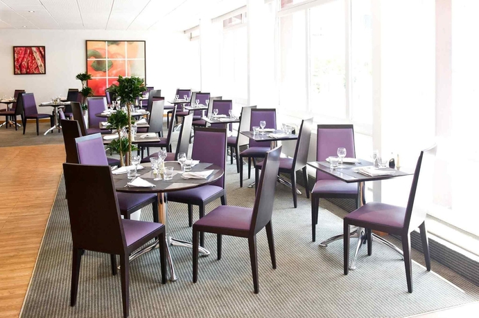 Imagen del bar/restaurante del Hotel Novotel Aix En Provence Beaumanoir Les 3 Sautets. Foto 9