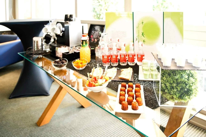 Imagen de los interiores del Hotel Novotel Aix En Provence Beaumanoir Les 3 Sautets. Foto 14