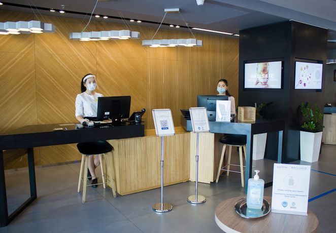 Imagen de los interiores del Hotel Novotel Almaty City Center. Foto 20