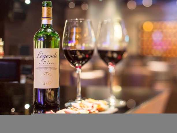 Imagen del bar/restaurante del Hotel Novotel Ambassador Seoul Gangnam. Foto 7