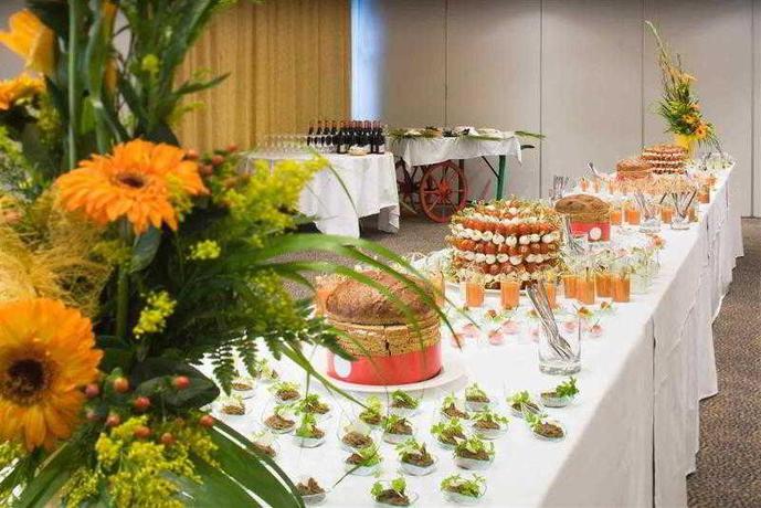 Imagen del bar/restaurante del Hotel Novotel Amiens Pôle Jules Verne. Foto 6