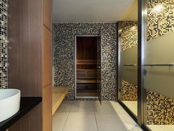 Imagen de los interiores del Hotel Novotel Amsterdam City. Foto 12