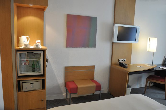 Imagen de la habitación del Hotel Novotel Andorra. Foto 3