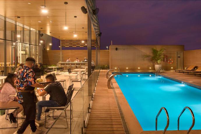 Imagen de los exteriores del Hotel Novotel Arica. Foto 7