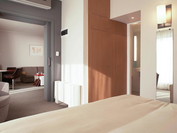 Imagen de la habitación del Hotel Novotel Athenes. Foto 5
