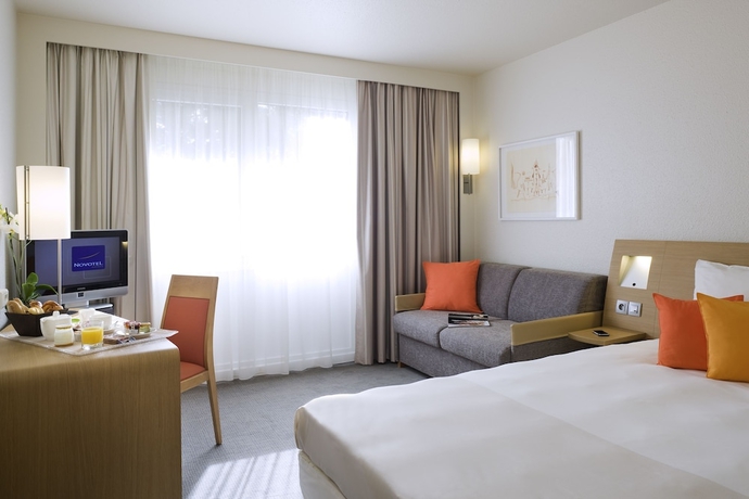 Imagen de la habitación del Hotel Novotel Atria Nimes Centre. Foto 4