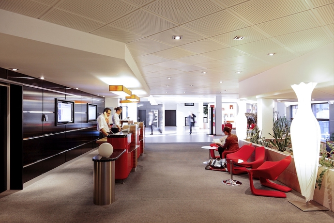 Imagen de los interiores del Hotel Novotel Atria Nimes Centre. Foto 19