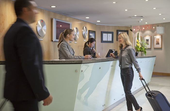 Imagen de los interiores del Hotel Novotel Auckland Ellerslie. Foto 19