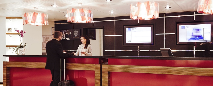 Imagen de los interiores del Hotel Novotel Avignon Nord. Foto 16