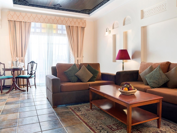 Imagen de la habitación del Hotel Novotel Bahrain Al Dana Resort. Foto 8