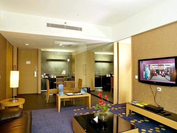 Imagen de la habitación del Hotel Novotel Bandung. Foto 16
