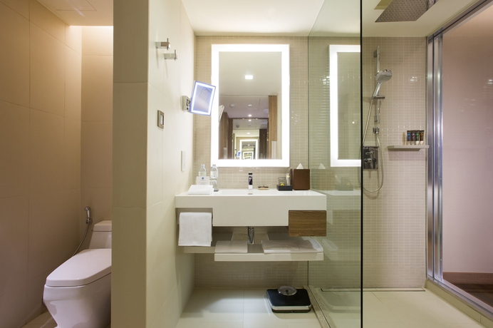 Imagen de la habitación del Hotel Novotel Bangkok Sukhumvit 20. Foto 13