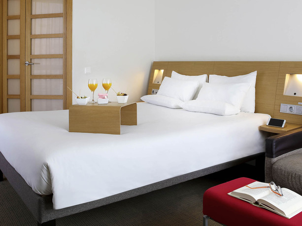 Imagen general del Hotel Novotel Barcelona City. Foto 16