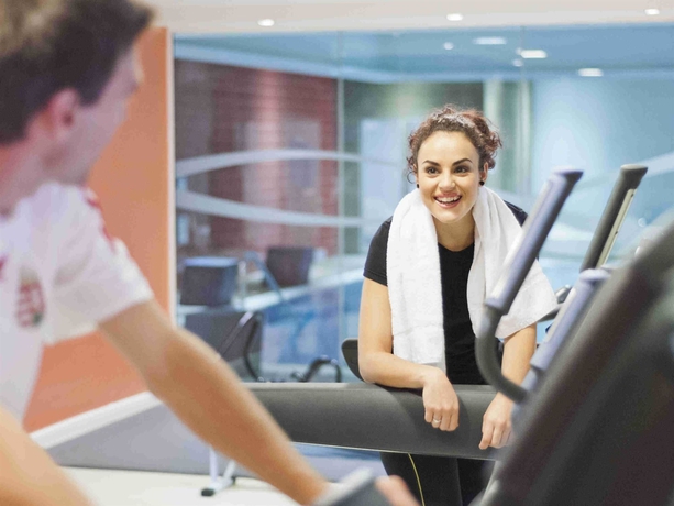 Imagen de los interiores del Hotel Novotel Basel City. Foto 15