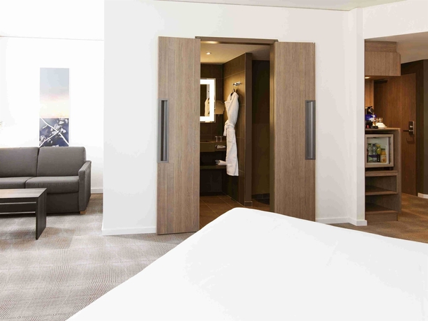 Imagen de la habitación del Hotel Novotel Basel City. Foto 9