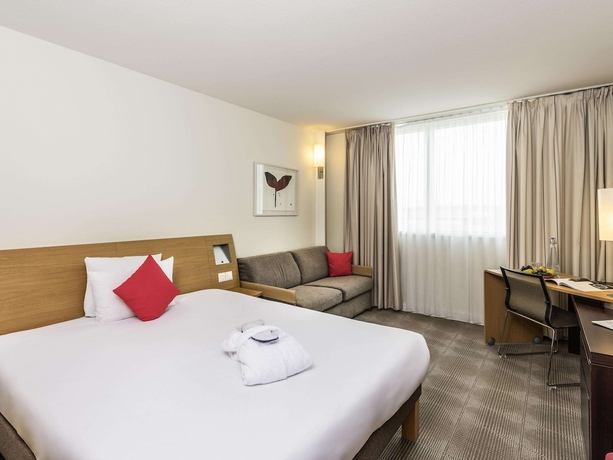 Imagen de la habitación del Hotel Novotel Bern Expo. Foto 4