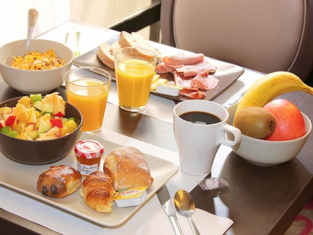 Imagen del bar/restaurante del Hotel Novotel Bordeaux Centre Gare Saint Jean. Foto 7