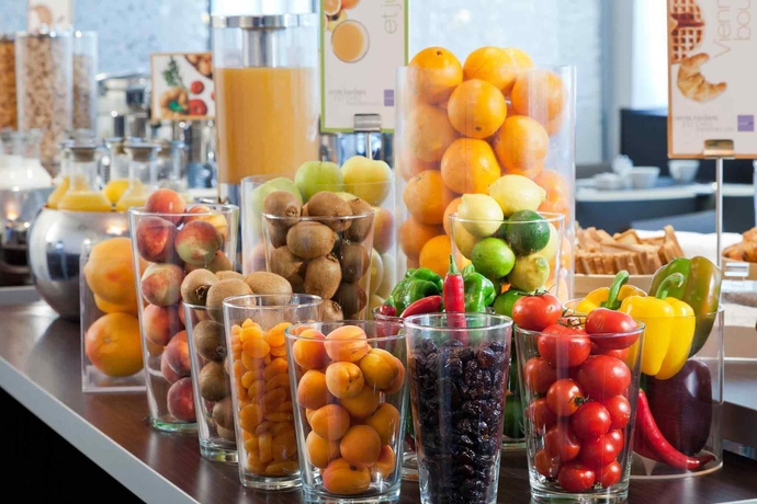 Imagen del bar/restaurante del Hotel Novotel Bordeaux Mérignac. Foto 2