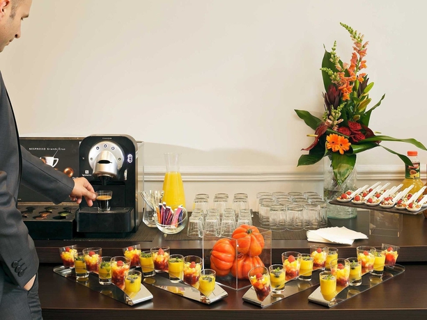 Imagen de los interiores del Hotel Novotel Bordeaux Mérignac. Foto 12