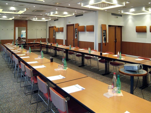 Imagen de los interiores del Hotel Novotel Bordeaux Mérignac. Foto 13